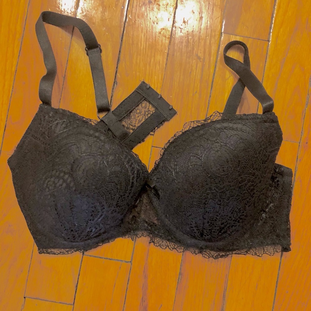 Black lightly padded lace bra